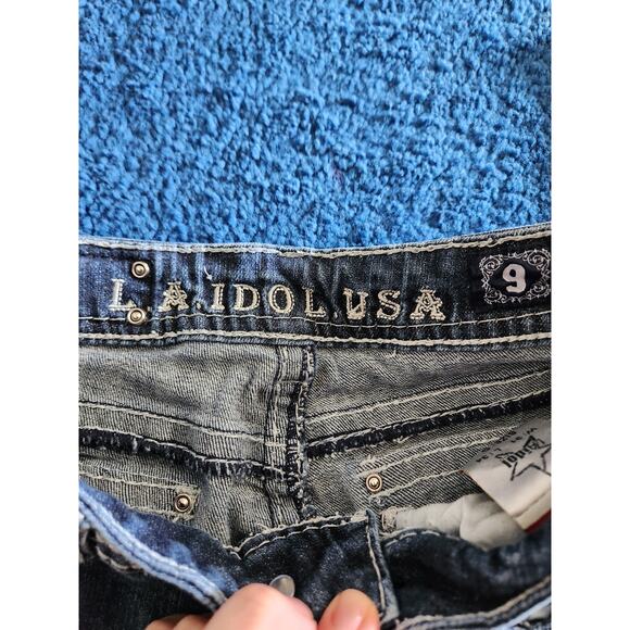 L.A Idol Women's Embellished Dark Wash Bootcut Jeans-9 W21x L34 - Picture 8 of 8